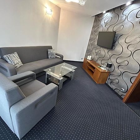 Hotel Crystal Janikowo 외부 사진